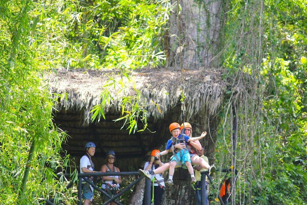 Dominican Tree House Village Santa Barbara De Samana Εξωτερικό φωτογραφία
