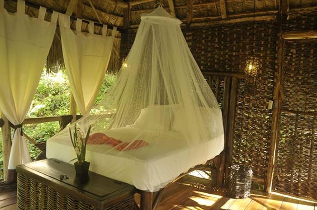 Dominican Tree House Village Santa Barbara De Samana Εξωτερικό φωτογραφία