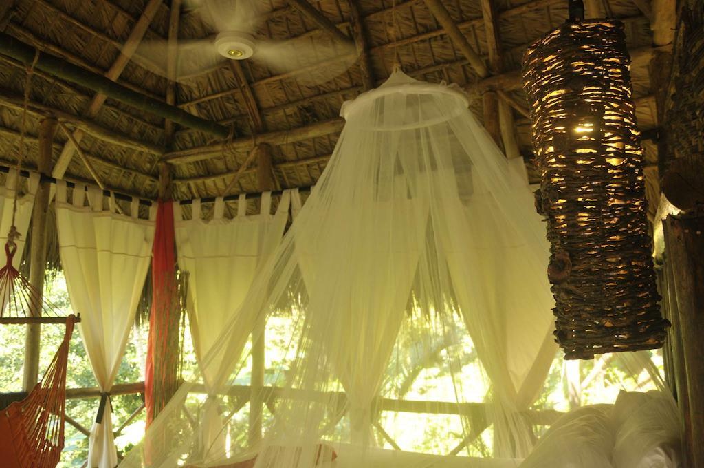 Dominican Tree House Village Santa Barbara De Samana Εξωτερικό φωτογραφία